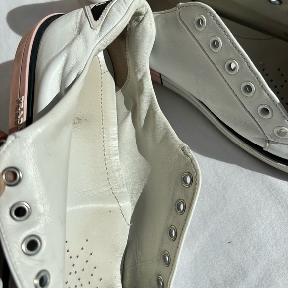 Prada BIANCO LEATHER LACE UP LOGO LOW TOP SNEAKERS - Picture 4 of 16